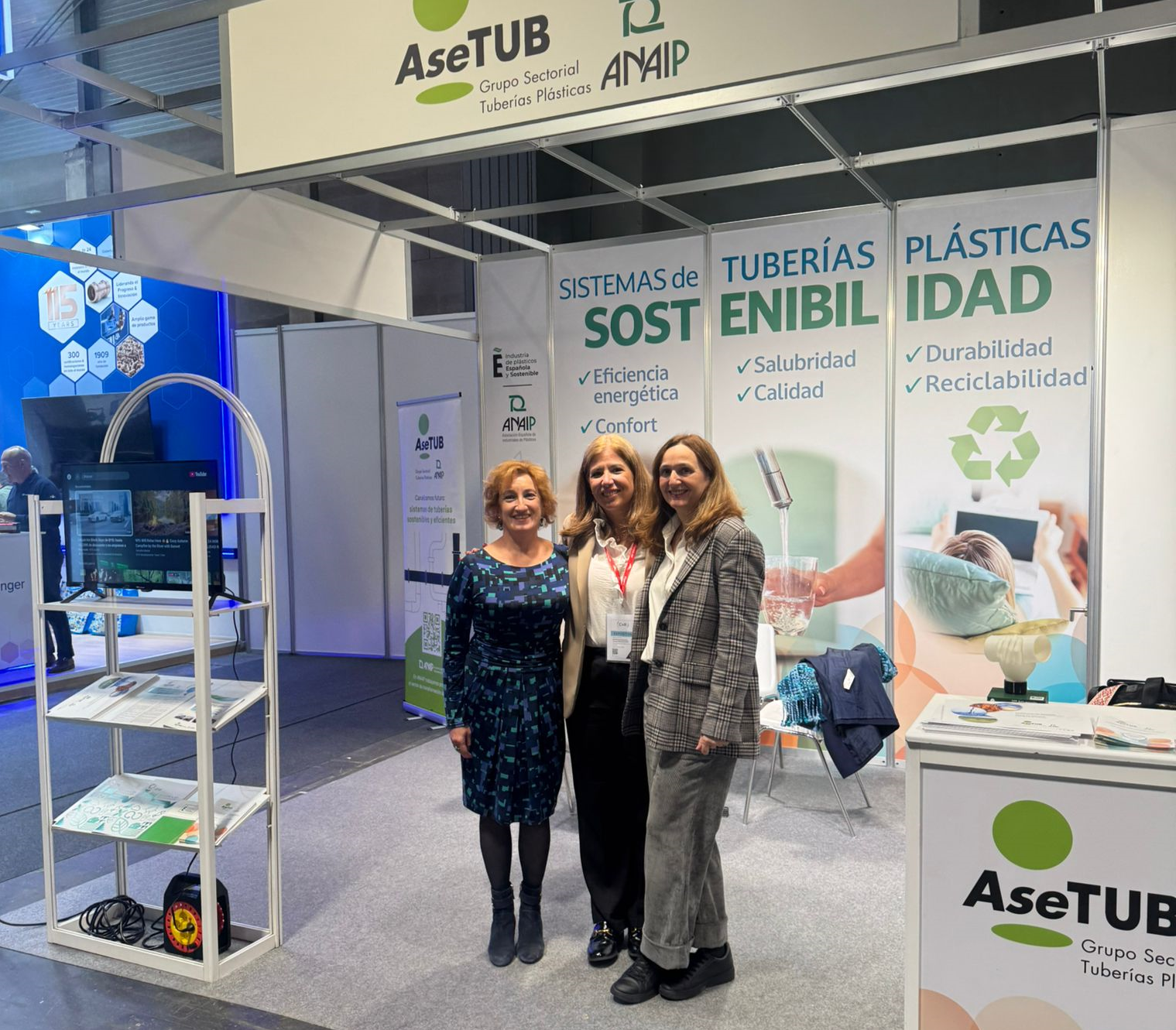 Stand de AseTUB en C&R Stand de AseTUB en C&R