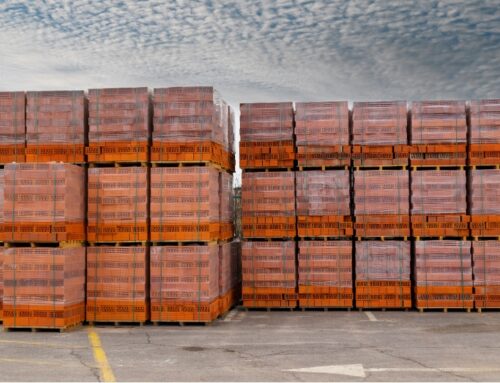 Una veintena de asociaciones españolas alertan a la UE sobre los inconvenientes de eliminar los filmes plásticos en el transporte de mercancías en Europa